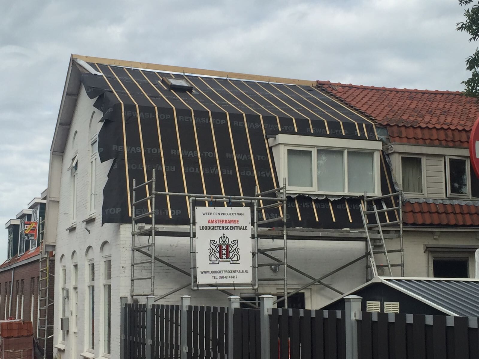 Pannendak met nieuwe panlatten